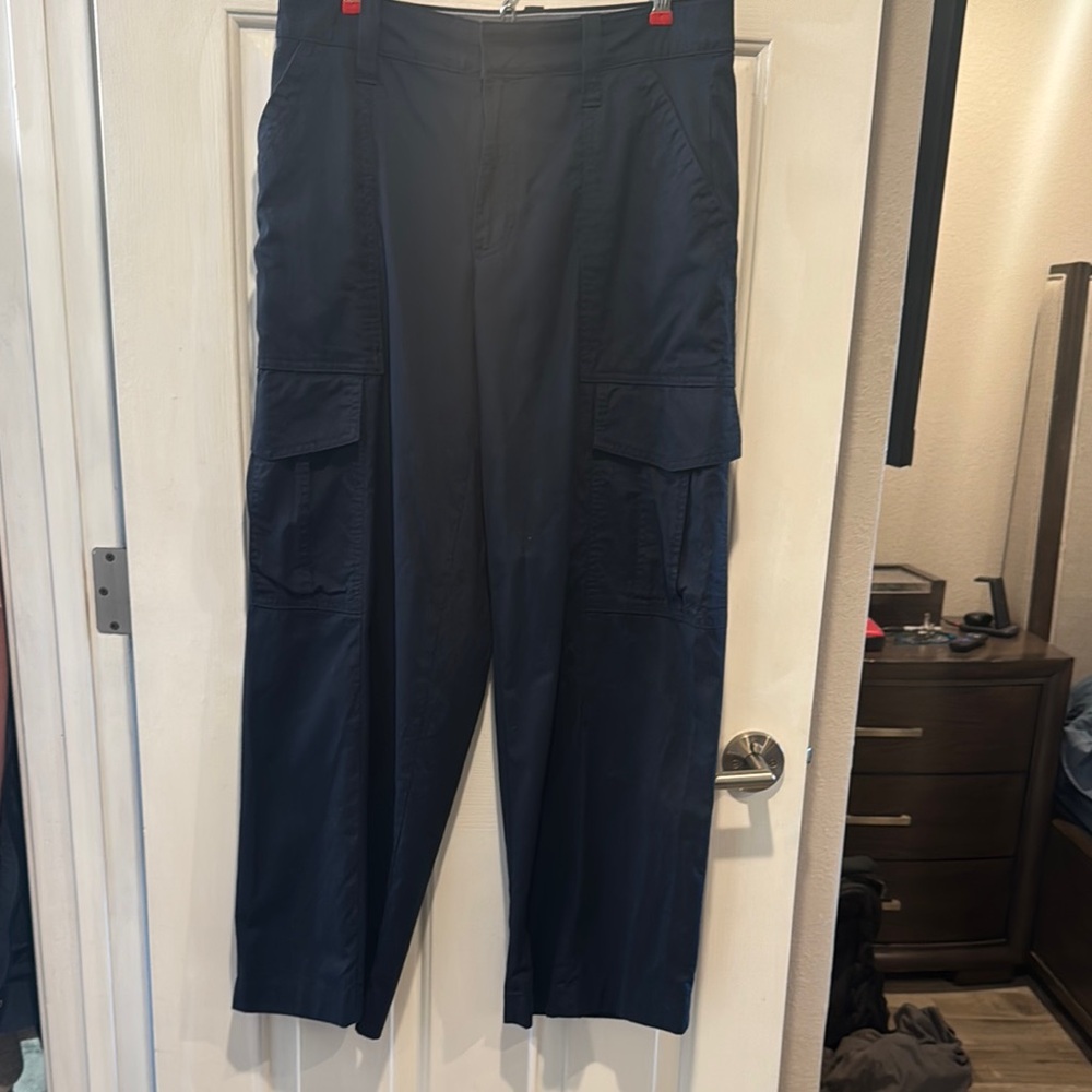 Tommy Hilfiger Navy wide leg Cargo Pants size 4